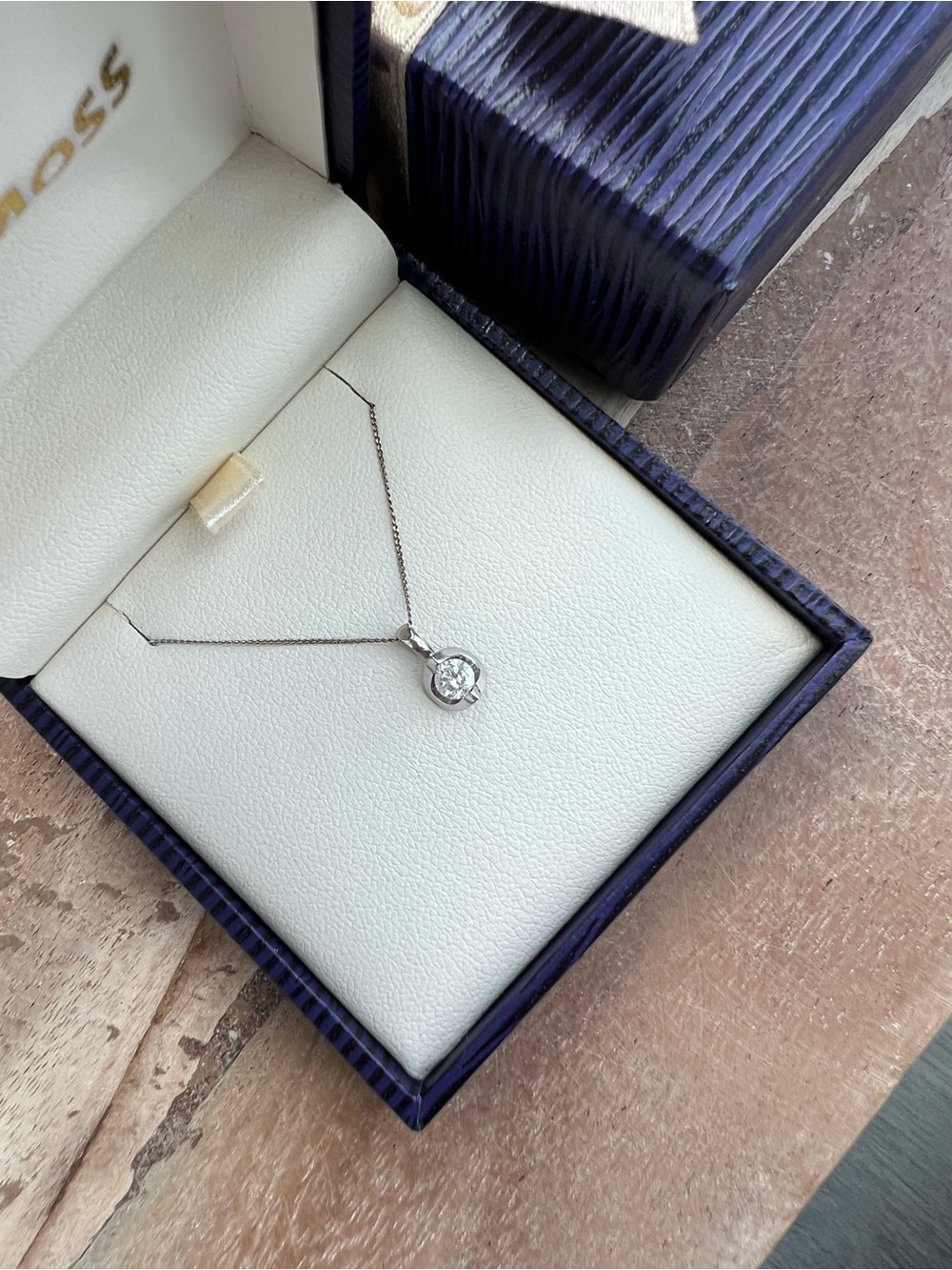 BEN MOSS 10k Solid White Gold and Natural Diamond Pendant Necklace (with chain)